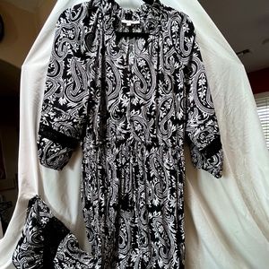 Chico's black and white midi dress